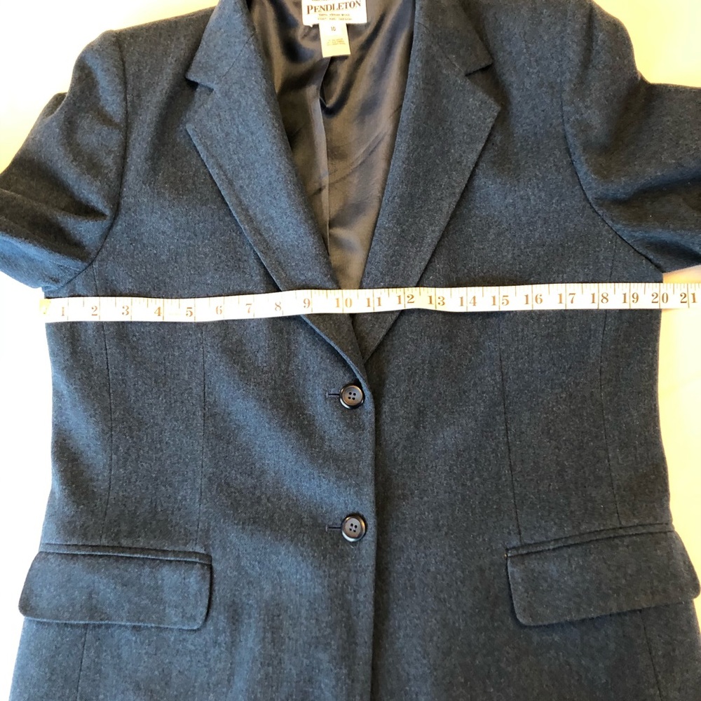 Pendleton 100% Wool Classic 2-Button Jacket 10 - image 4